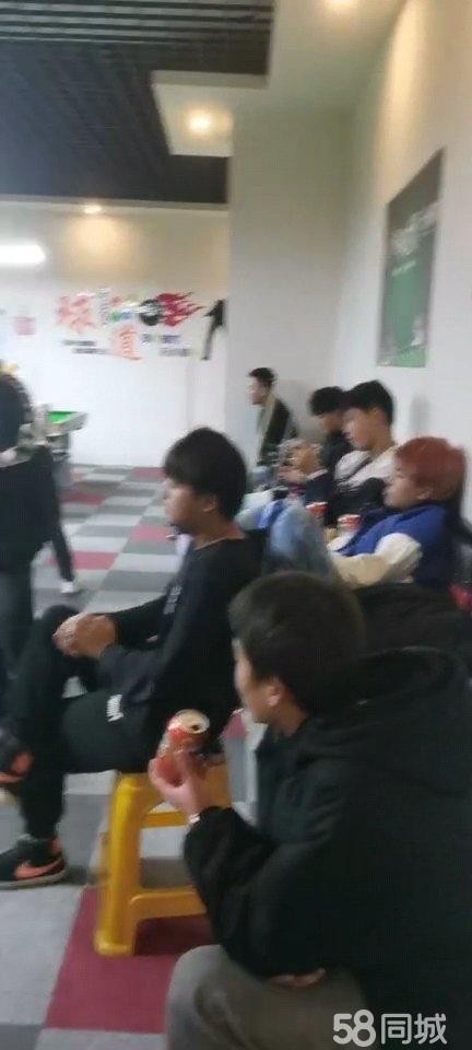 (转让)台球俱乐部转让，停车方便，一楼门面