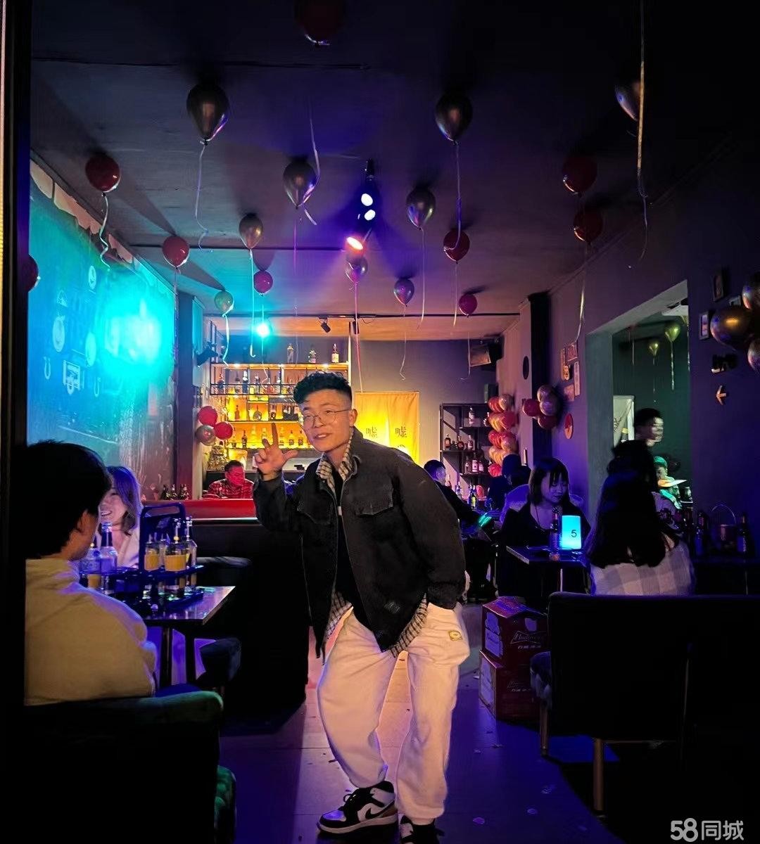(转让)小酒馆转让|营业中老板其他生意忙不过来
