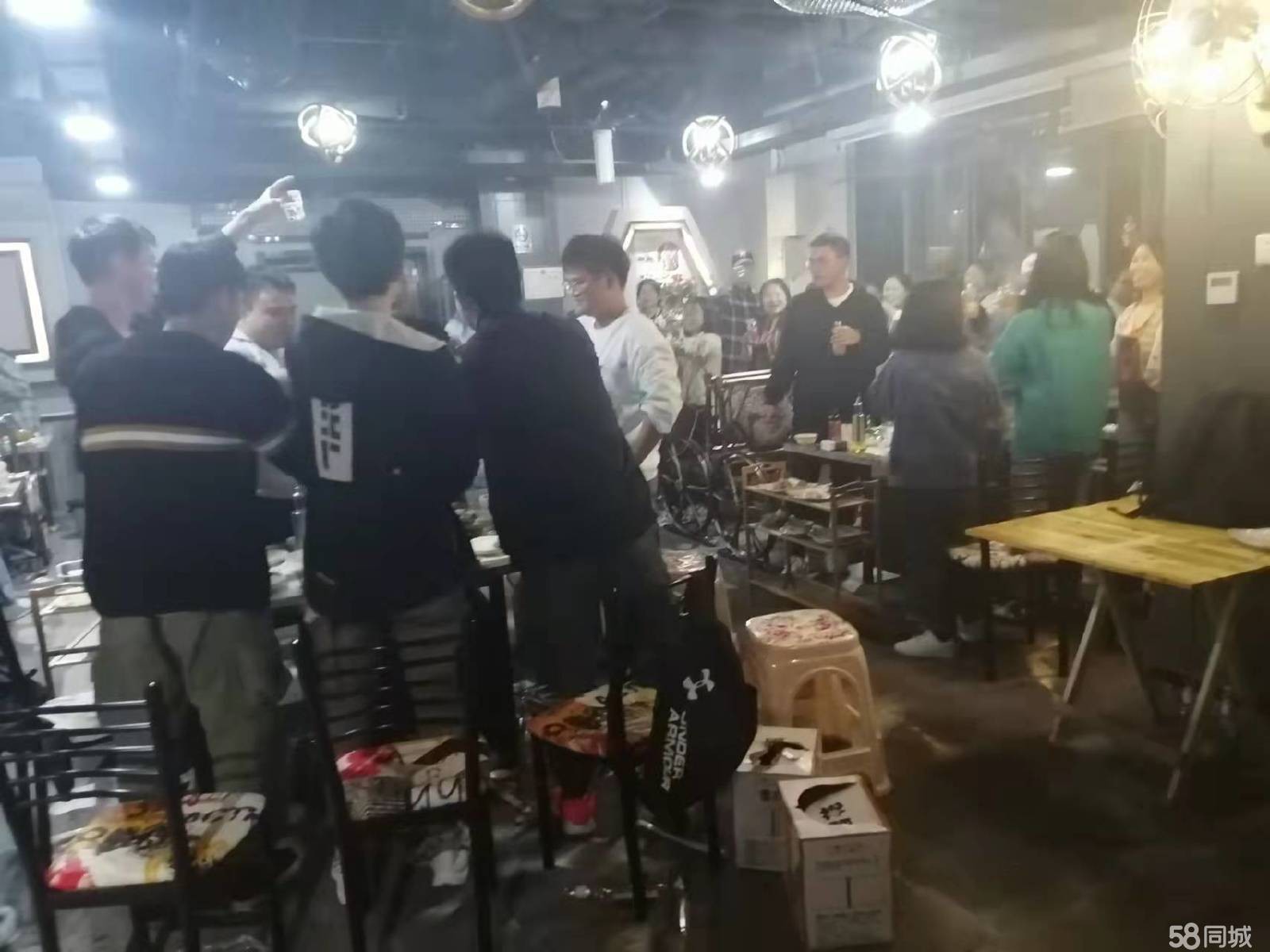 (转让)精装修,设备齐全，空间大