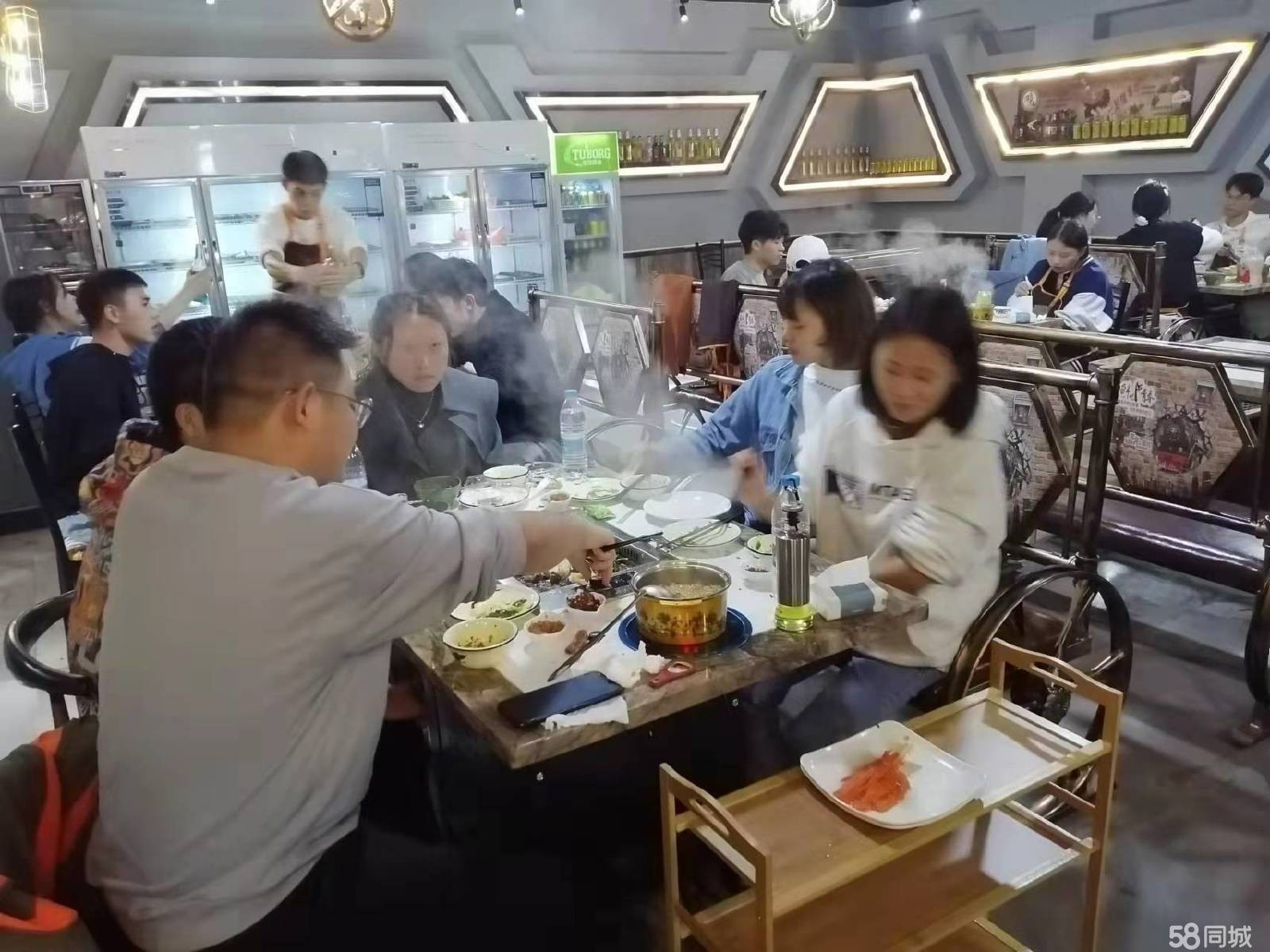 (转让)精装修,设备齐全，空间大