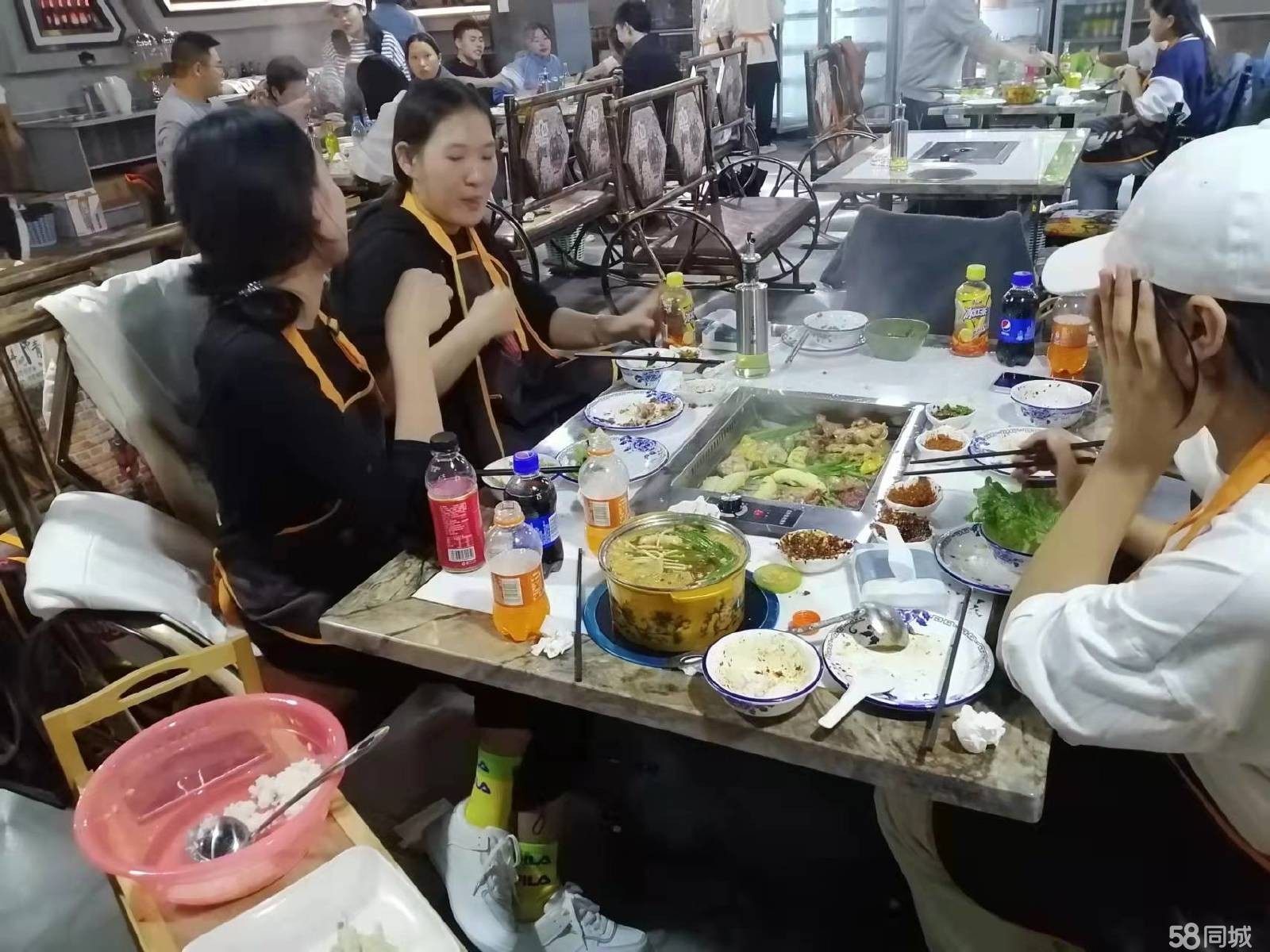 (转让)精装修,设备齐全，空间大