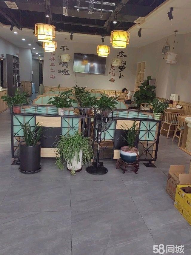 (转让)火锅店新精装修,高端大气上档次，中央空调，天燃气