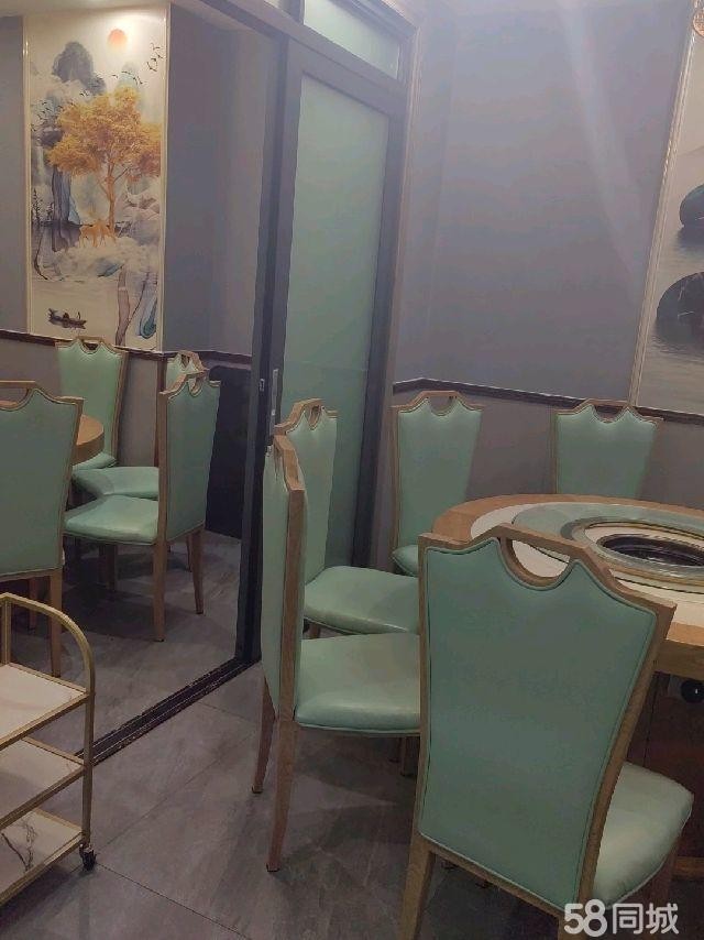 (转让)火锅店新精装修,高端大气上档次，中央空调，天燃气
