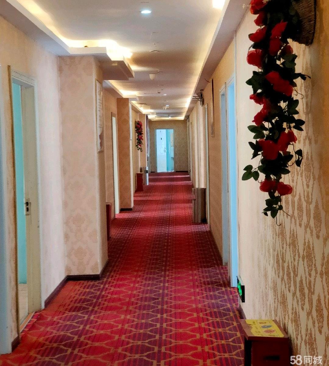 (转让)马家湾高速收费站路口，位置好，人流量大，不愁客源，停车方便