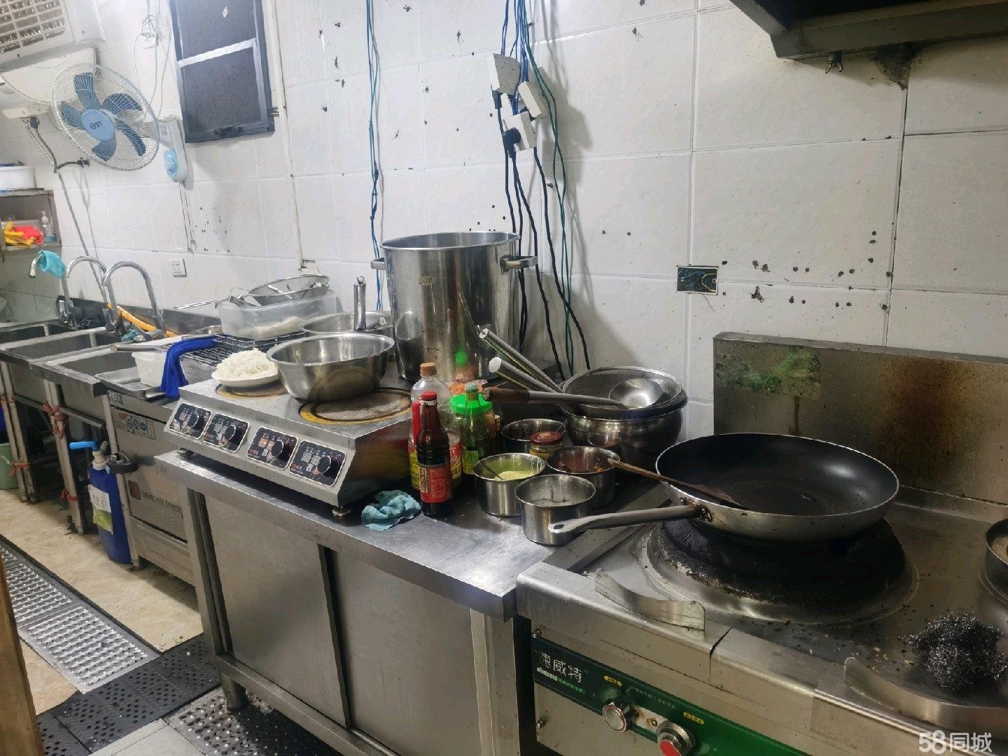 (转让)桐梓旺铺急转网红店铺小腕儿烤肉