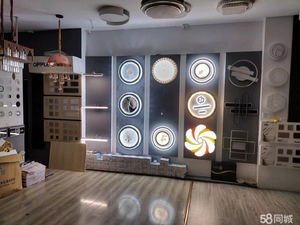 (转让)灯饰卫浴店铺转让，本人有其他所有经营忍痛割爱，