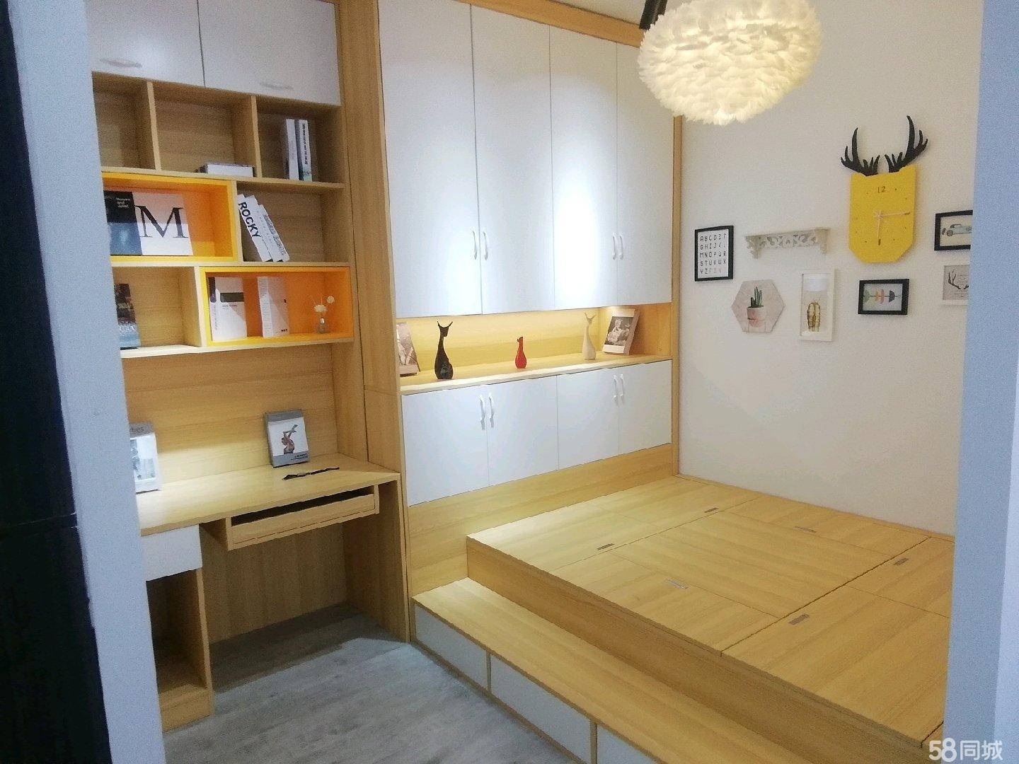 (转让)邻街铺面，十字路口，进城快速高架桥旁二楼招牌