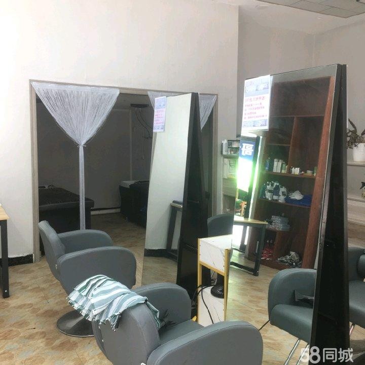 (转让)到手可经营可用空间大门外可摆摊
