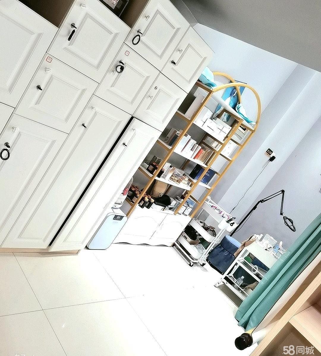 (转让)美发店转让，临街门面，生意稳定，十年老店