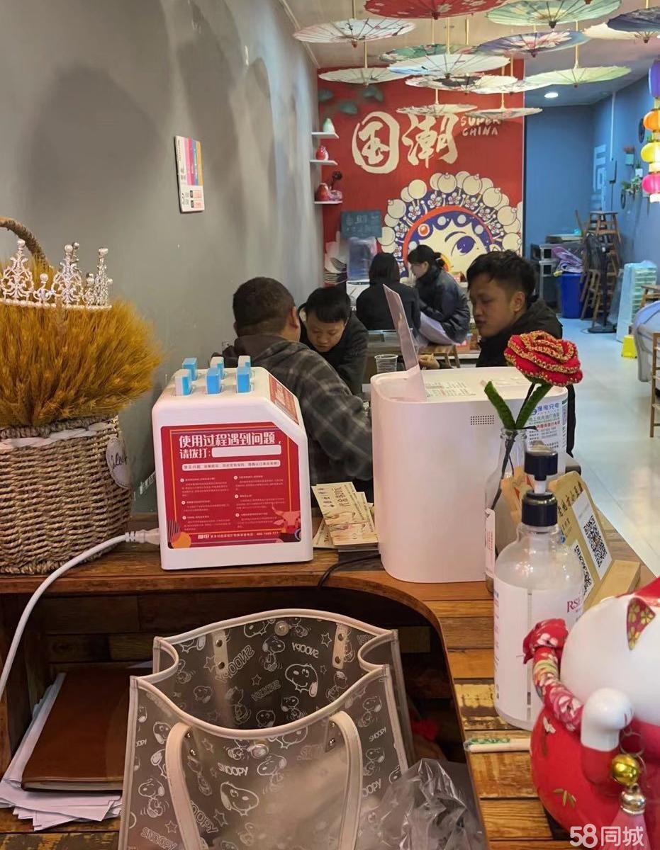 (转让)烤小肠店整体出租，有稳定客源，可支持小肠做法。即转即可经营