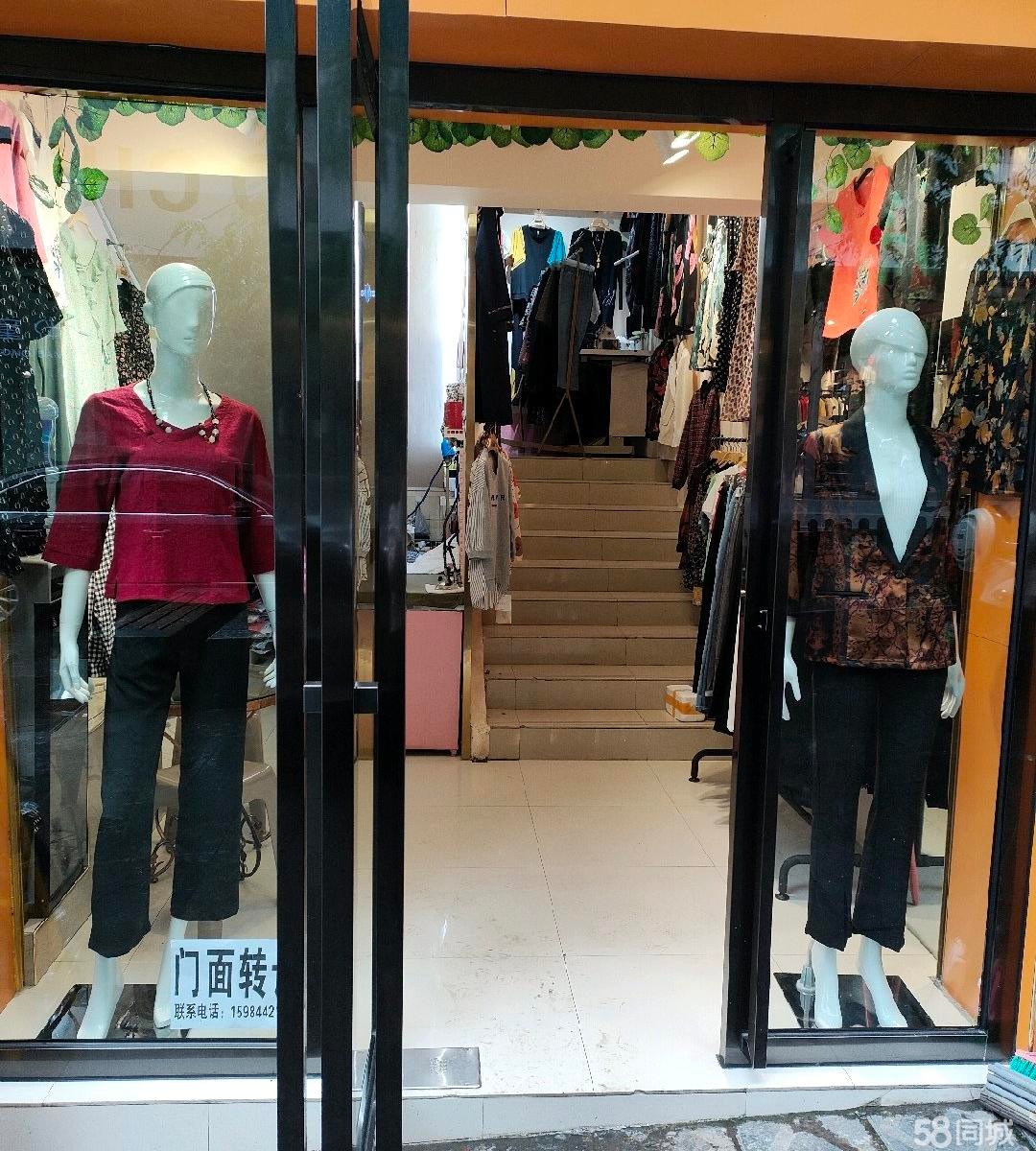 (转让)服装店转让,成本低,位置好。空铺转。带货转面议。中介勿扰