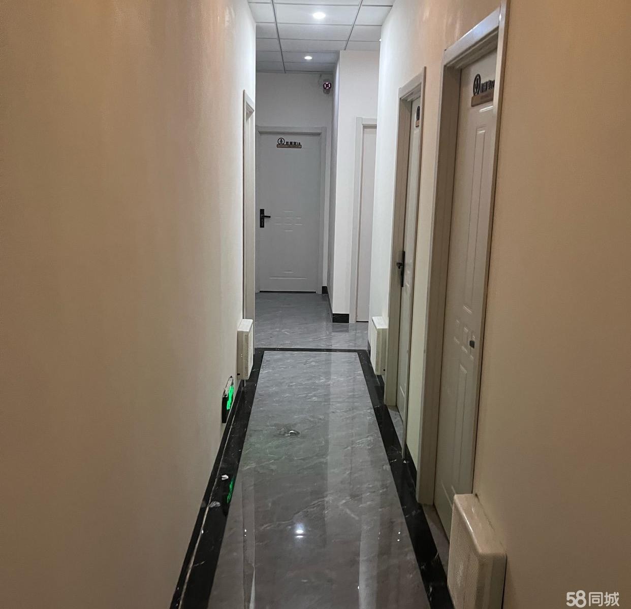 (转让)香港路军工大厦5号门面2楼加门面