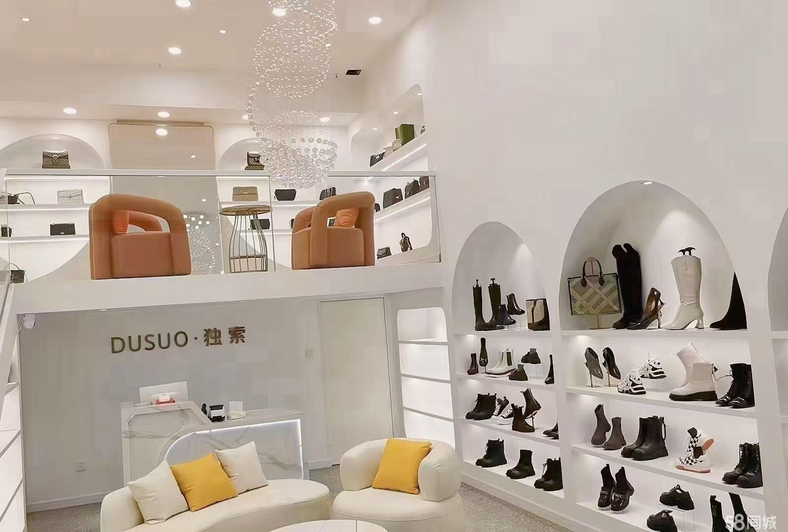 (转让)因本人工作原因无法兼顾店铺，现将国酒城大都汇—楼商铺转让