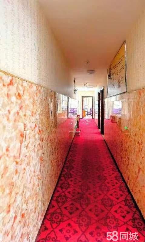(出租)城区临街旺铺转让，接手即可经营无需转让费