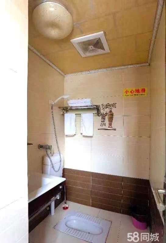 (出租)城区临街旺铺转让，接手即可经营无需转让费