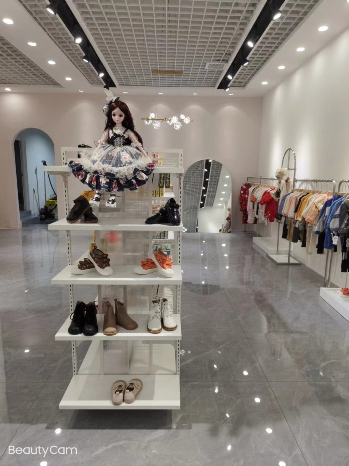 仁怀服装店转让