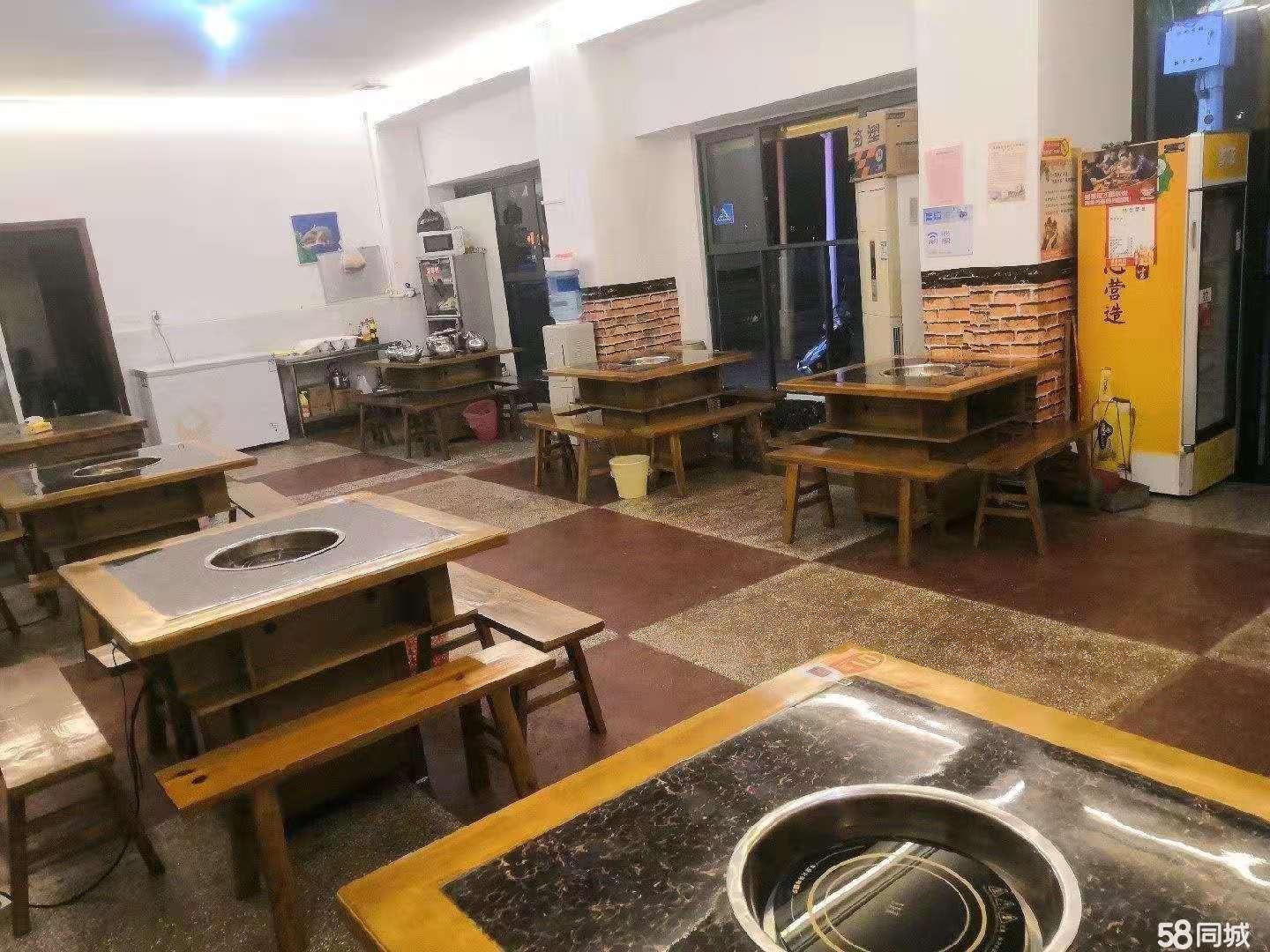 (出租)该餐馆位于大兴路设备齐全，商铺临街，临酒店