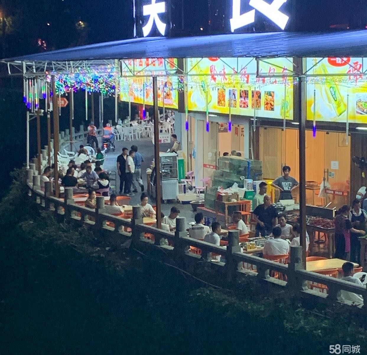 (转让)因个人原因急转。还有6个月房租。6万全转，没其他费用