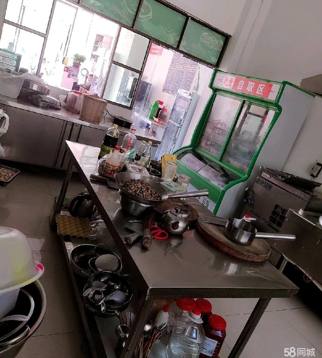 (转让)临街商铺，商品房附近。