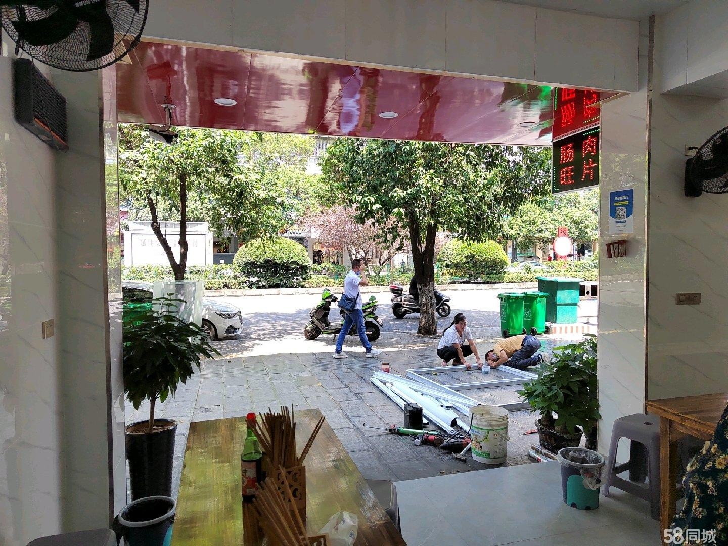(转让)大连路航天医院门口人流量大，成熟商圈