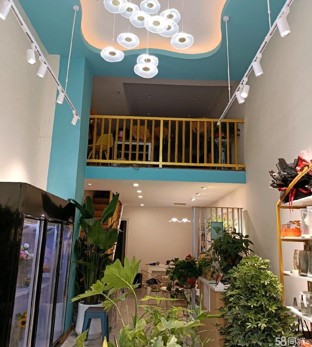 (转让)高档住宅小区旁一花店转让