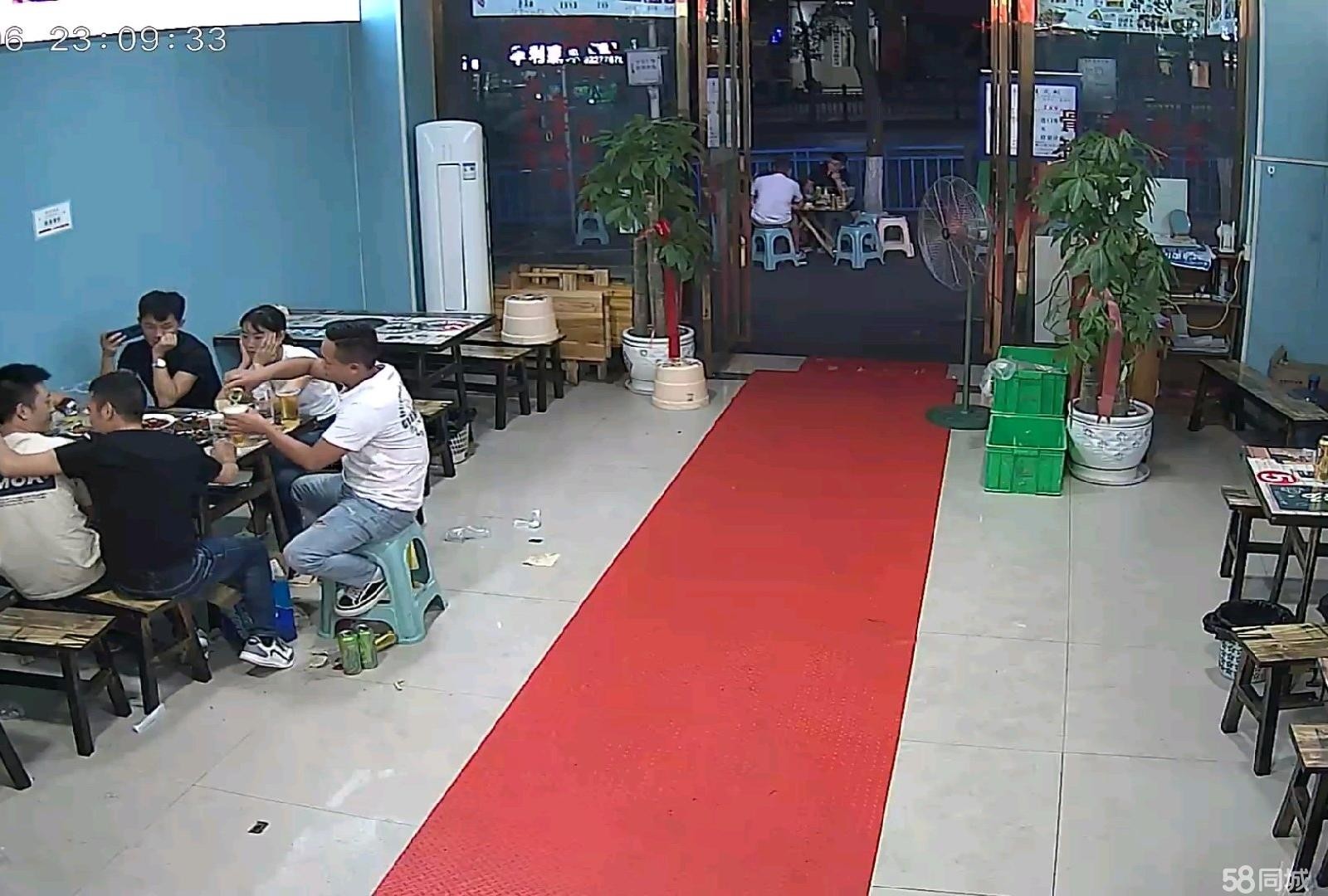 (转让)国酒新城三期烧烤店低价装让