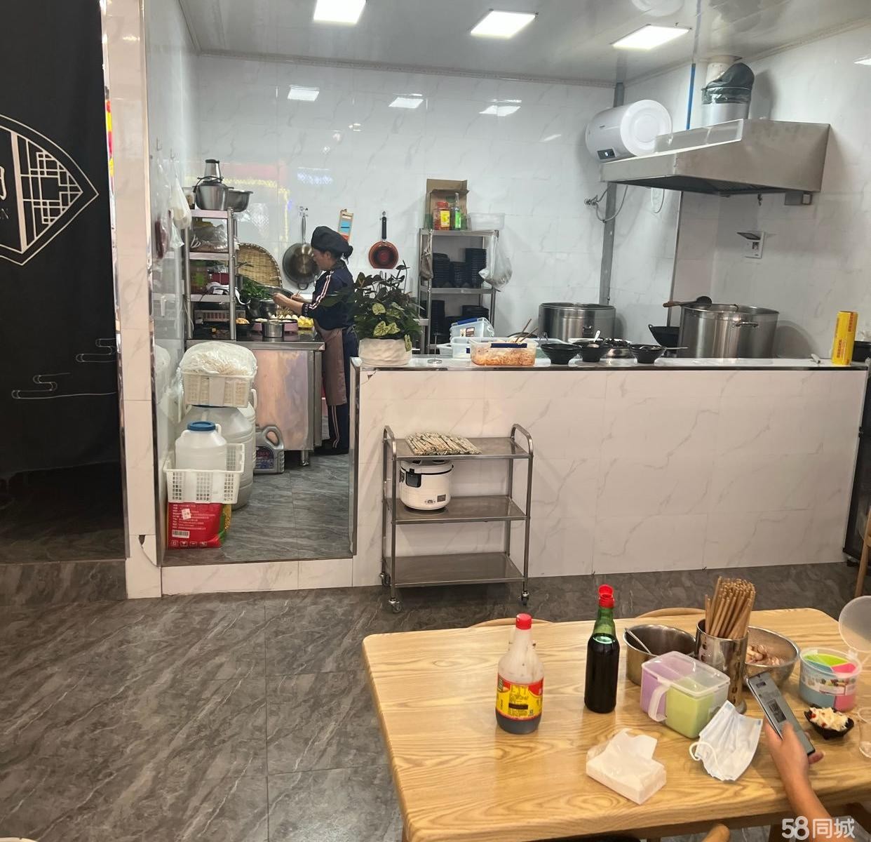 (转让)旺铺转让，小吃街人流大股东扯皮才转让接手可经营
