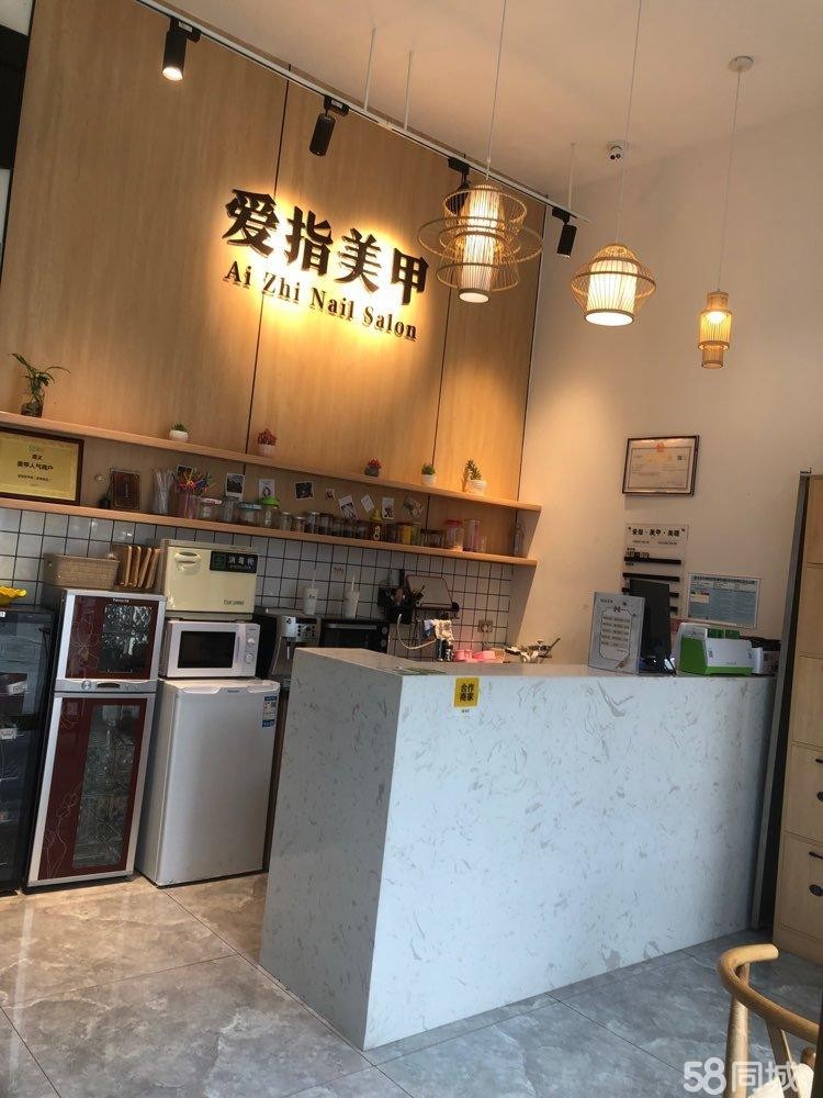 (转让)空转，位置好，中心位置好，人流量大