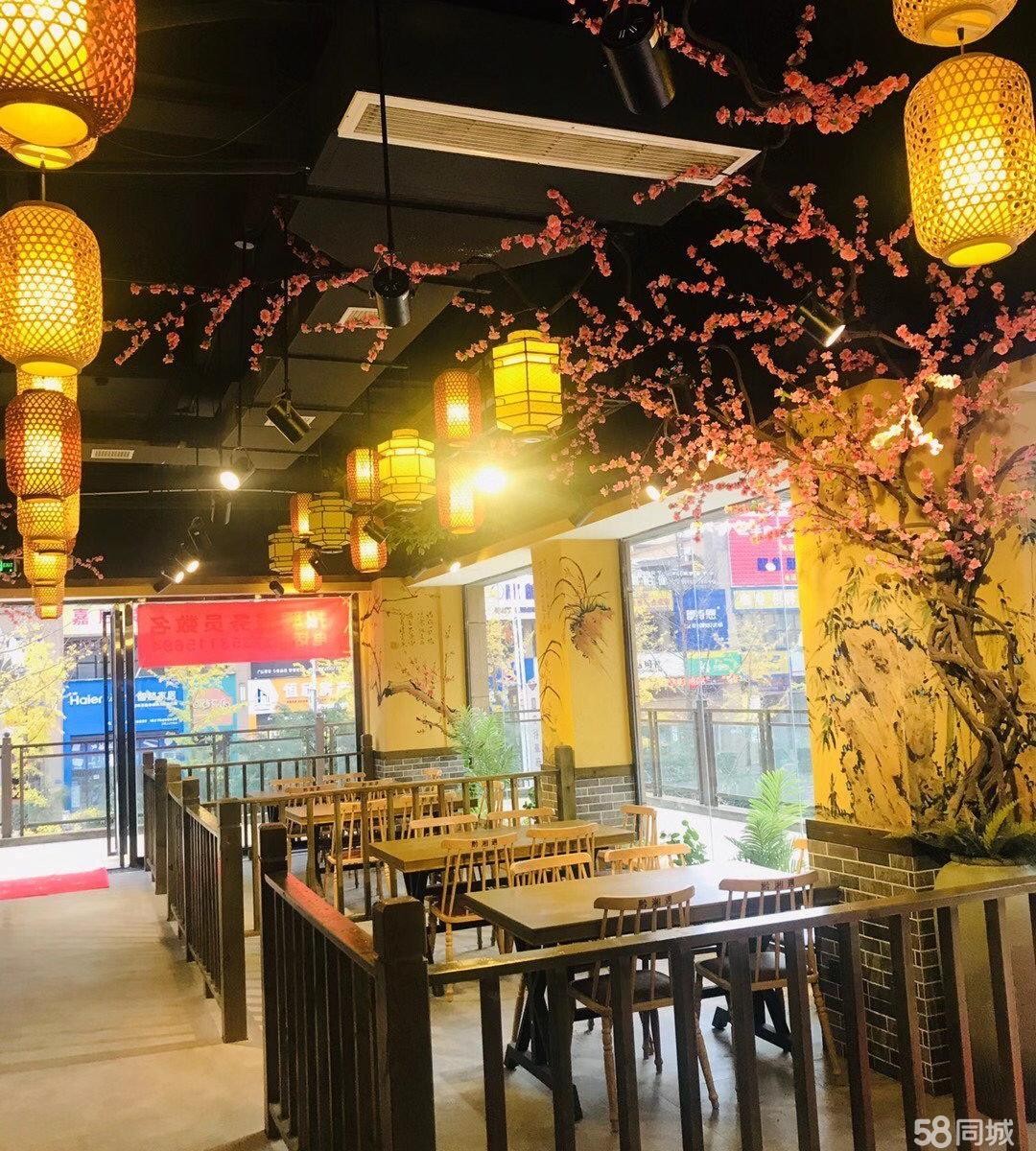 (转让)设备齐全，停车方便。