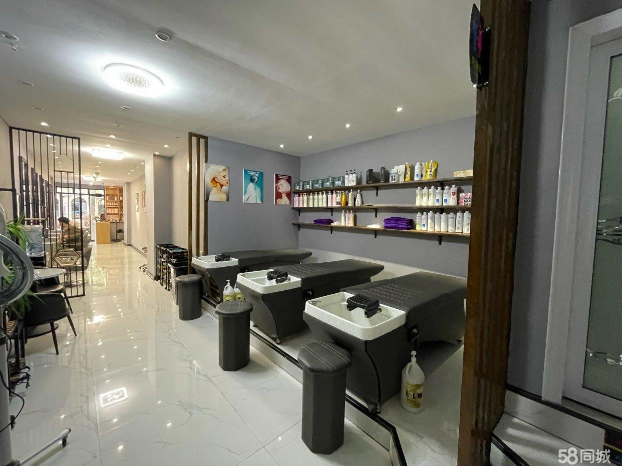 (转让)位于祥龙御府小区正大门口、客源稳定、房租一月一交