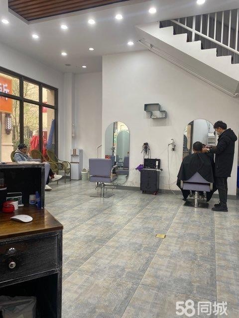(转让)蔷薇国际正大[ ]小区明显地段