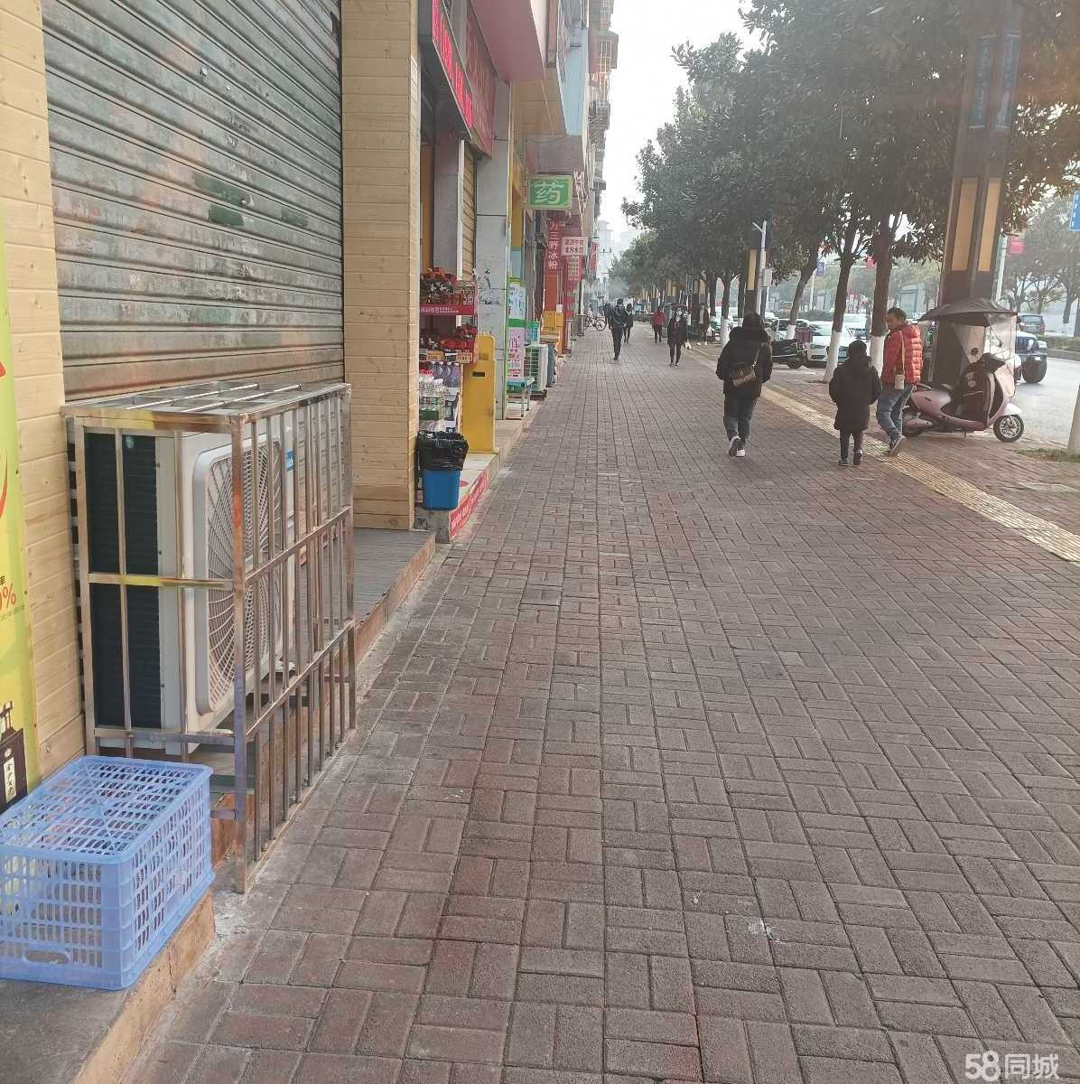 (转让)13年老店，位置好，电力花园门口。