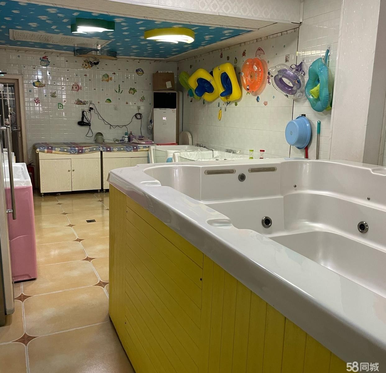(转让)因本人无人照顾小孩，特转让本店，接手可经营