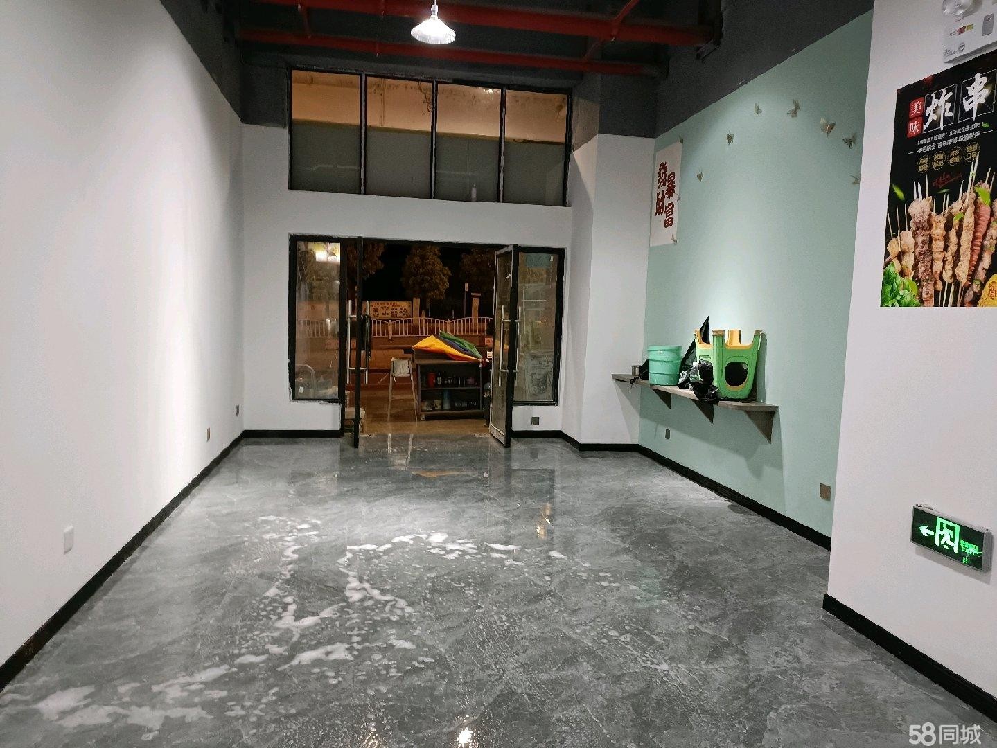 (转让)交通便利，正对小学，附近靠近妇幼保健院，人流量多
