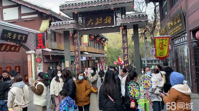 (转让)老城旺铺转让，人流量大，经营无限制