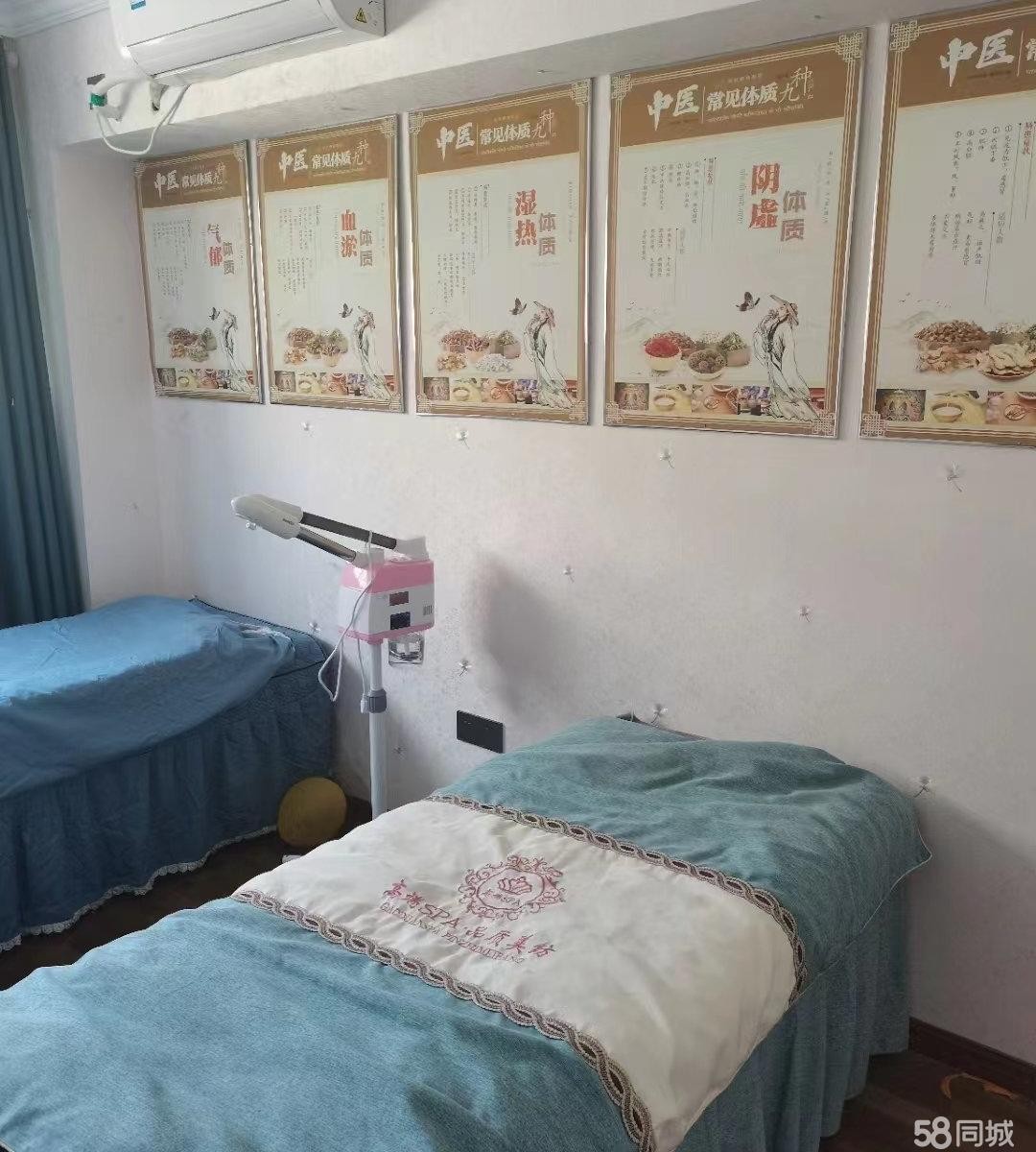 (转让)地段好，停车方便，有外租区