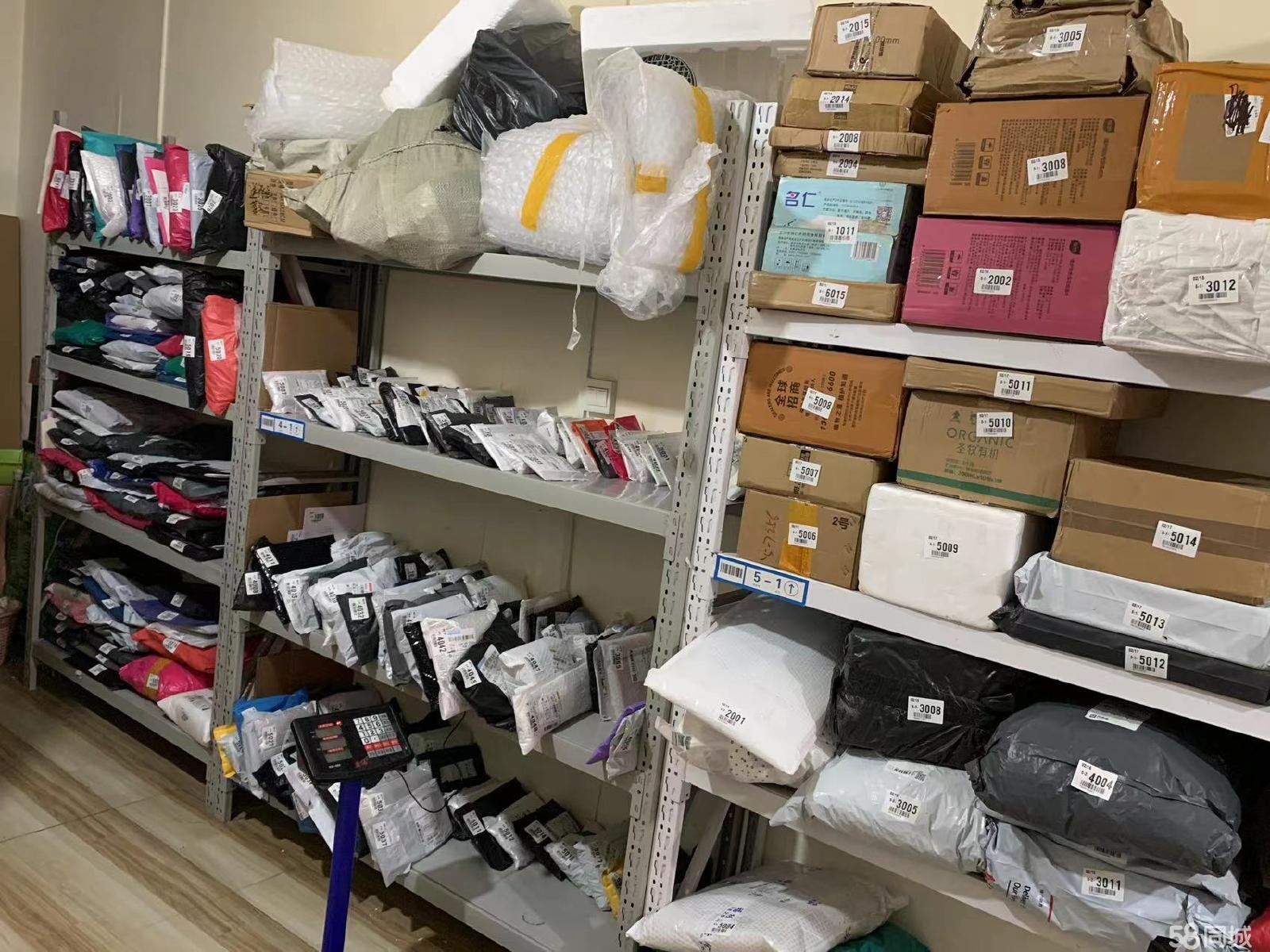 (转让)临街门面，社区驿站转让