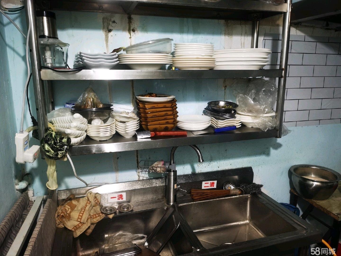 (转让)店铺位于珠海路还房小区餐饮-条街，中介勿扰，谢谢!