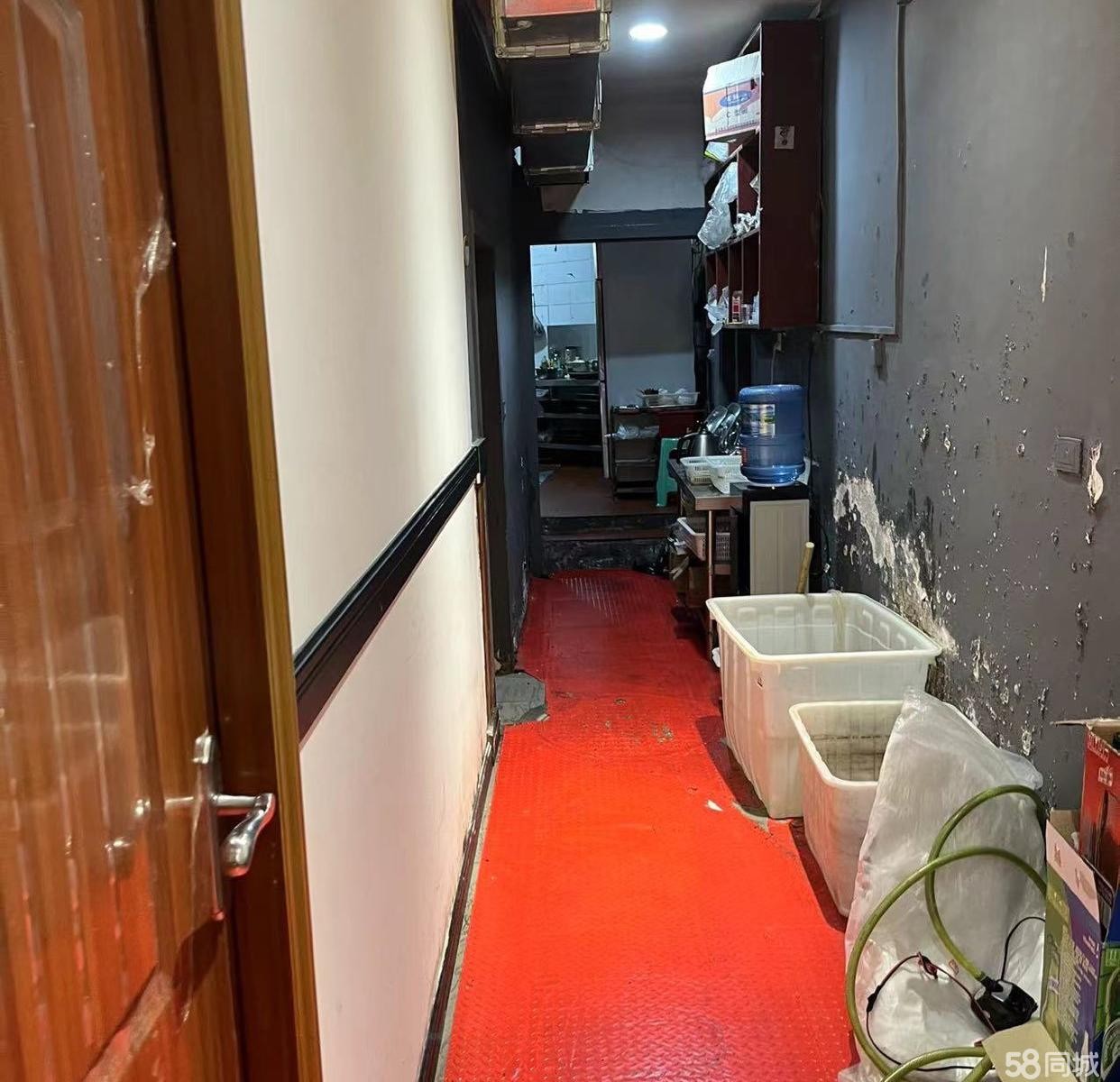 (转让)香港路石板街，石锅鱼，有意的电话联系
