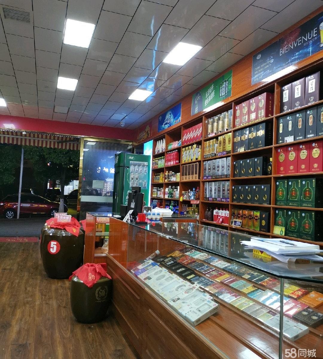 (转让)门面位置在小区正大门,周边到店,足疗养生会所，配套设施齐全