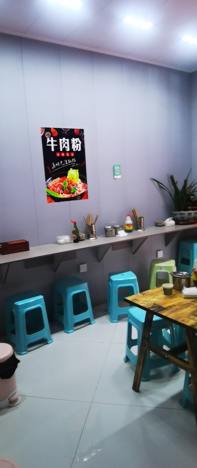 仁怀铂金城小区门口早餐店转让