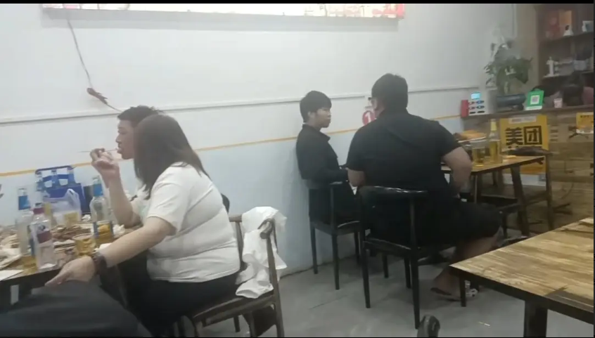 (转让)因股东意见不和，特此转让本店