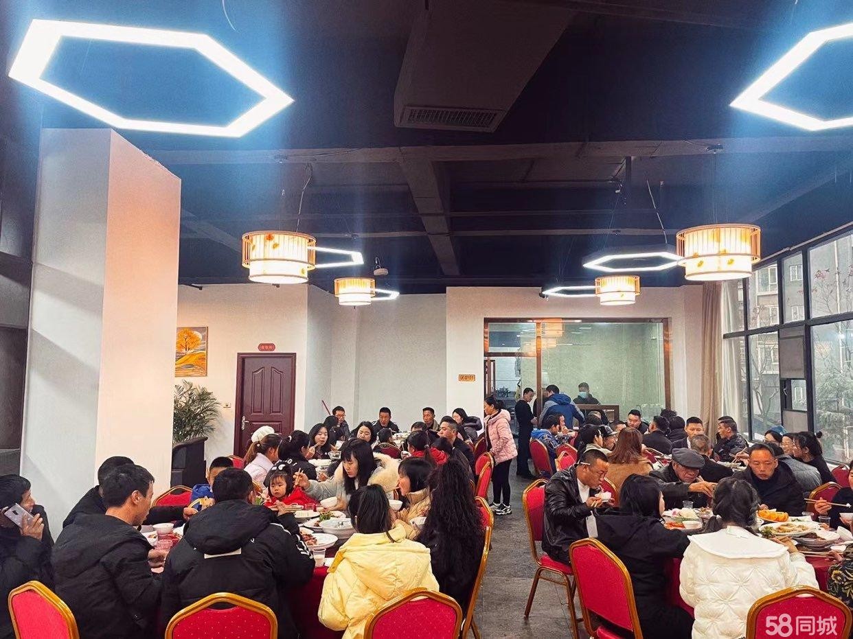 (转让)店面设施齐全精装修因家中有事无法经营现低价转让