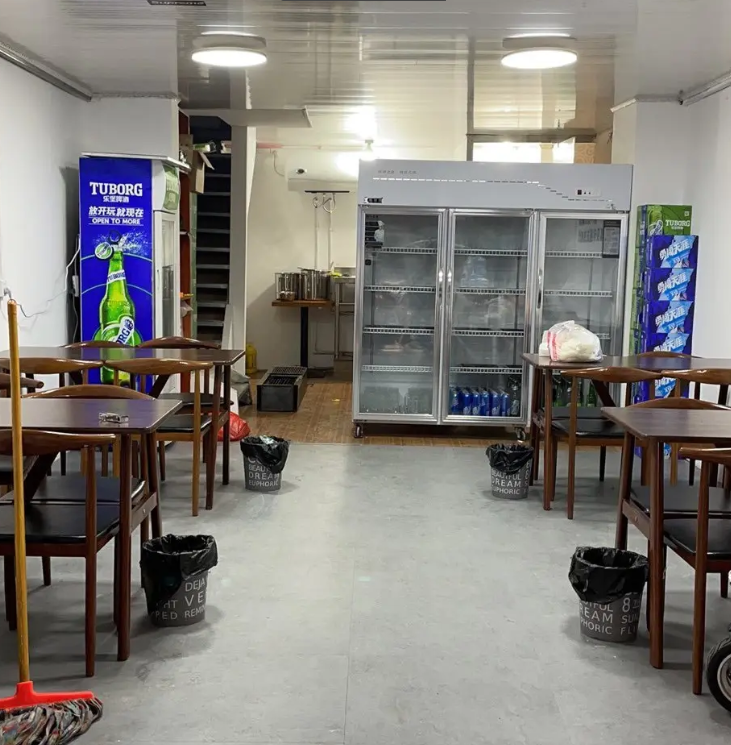 (转让)双层店面转让房租剩五月