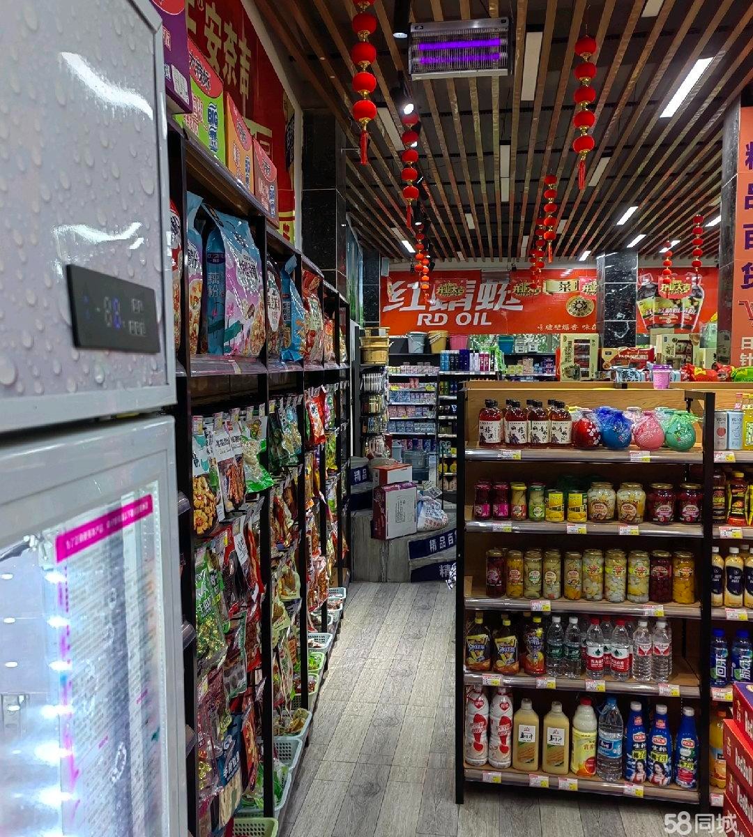 (转让)铺子很好,在集镇的中间