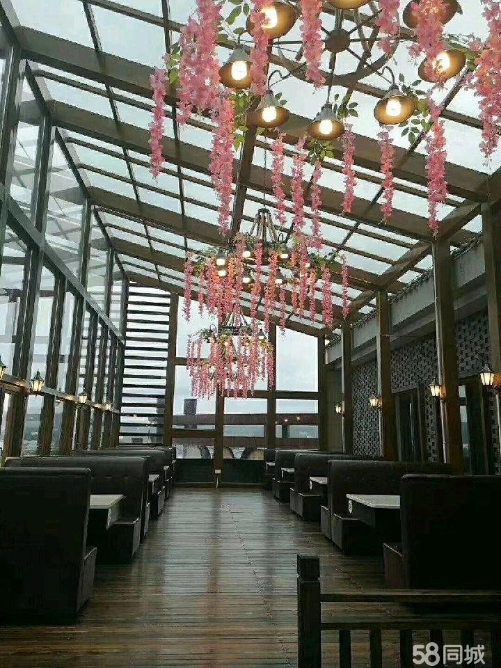 (转让)店铺位于汇川大道林达美食街