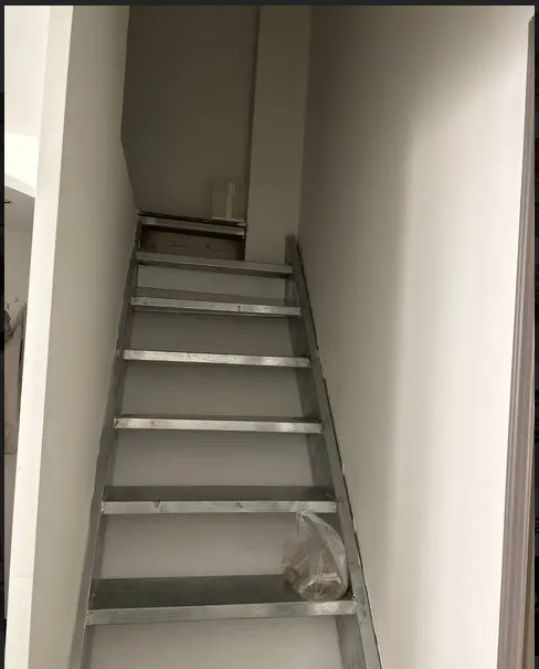 (转让)潮牌男装店铺整体转让