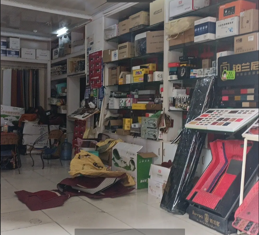 (转让)市中心地带，十五年老店，接手可做。