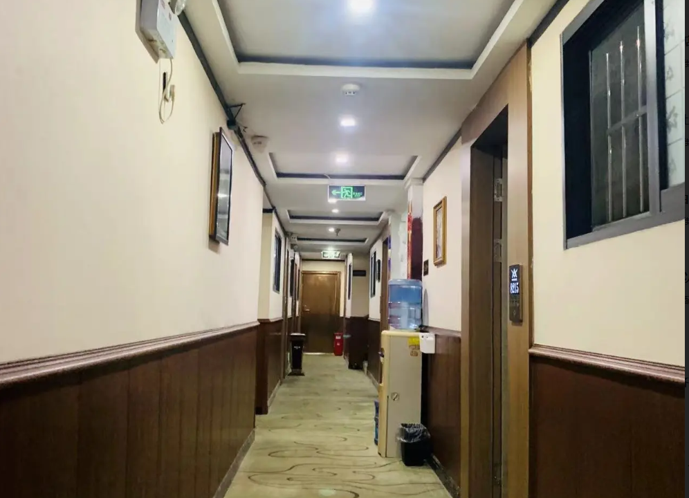 (转让)诚心转让营业中酒店，生意全面回升，到!