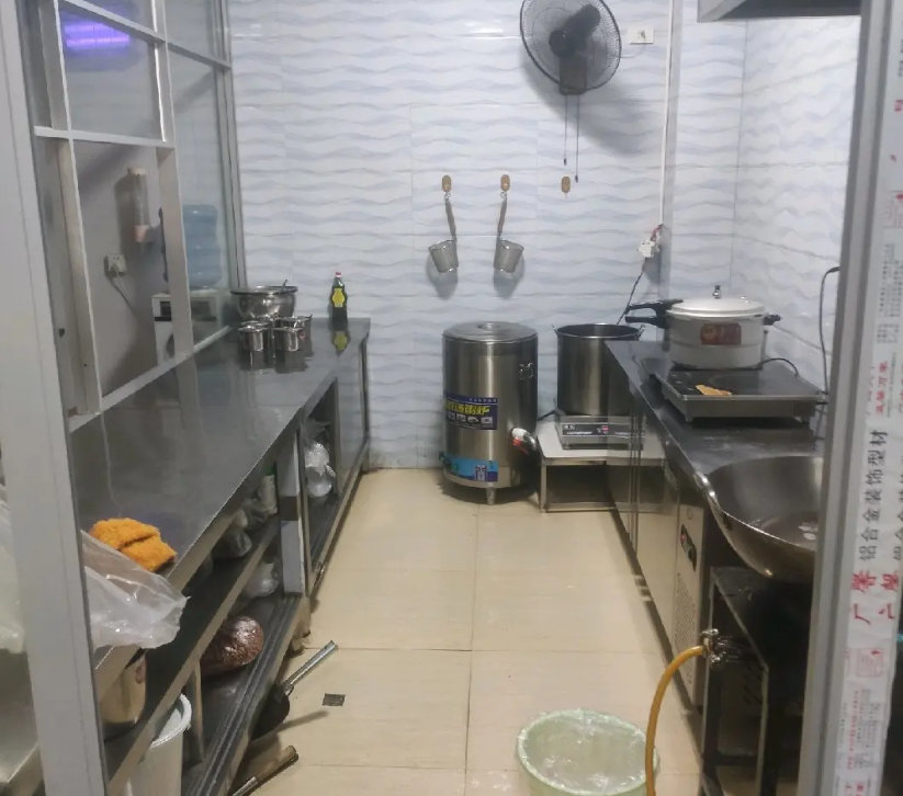 (转让)东联线新装修双门头餐饮店亏本急转